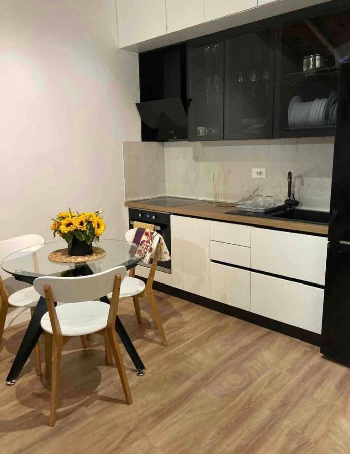 Lovely Loft 1-Bedroom In The Heart Of Tirana Extérieur photo