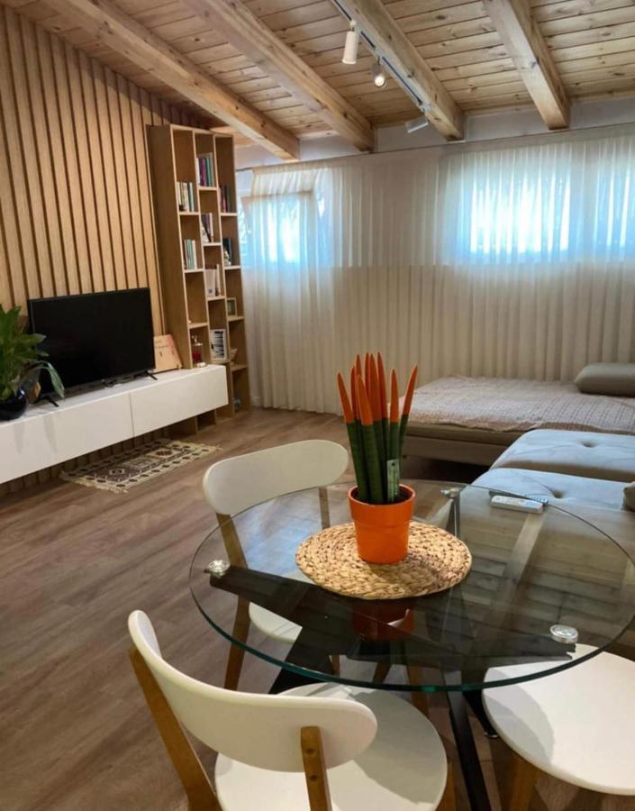 Lovely Loft 1-Bedroom In The Heart Of Tirana Extérieur photo