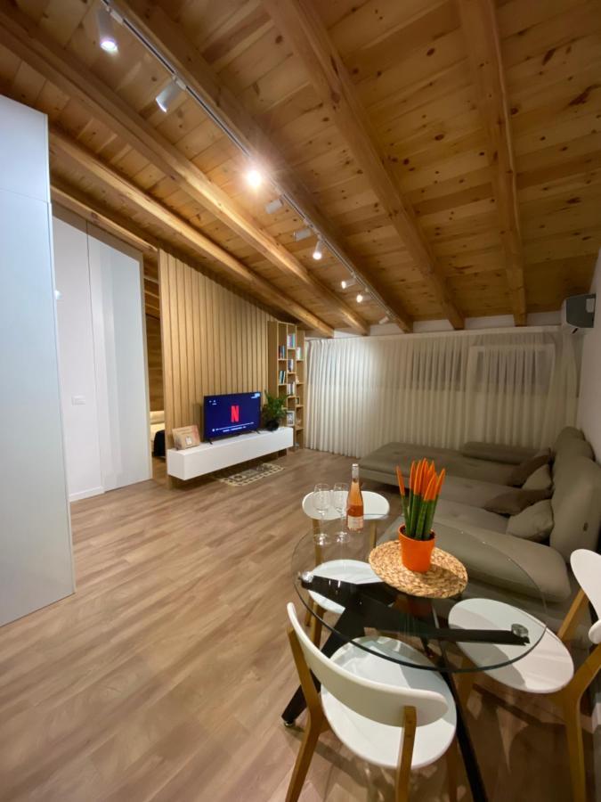 Lovely Loft 1-Bedroom In The Heart Of Tirana Extérieur photo